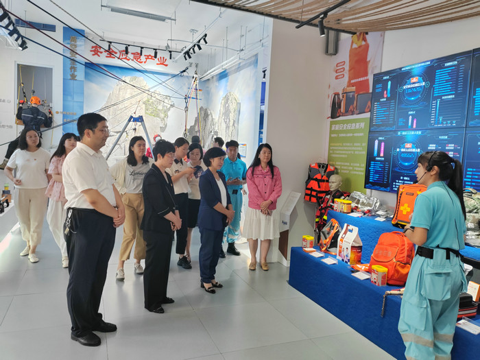 焕新西乡塘丨数字赋能惠民生点亮西乡塘烟火日常(图1)